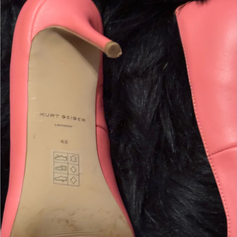 WMNS Kurt Geiger Salmon Pink Pumps - Picture 6 of 6